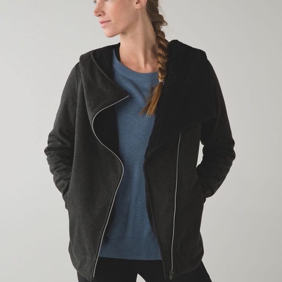 Lululemon Cozy Up Buttercup Jacket Heathered Black
Size 8 - Picture 1 of 16